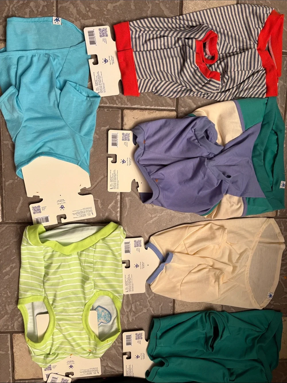 New Lot 7 dog clothes, dog shirts, size large 25-45lbs
